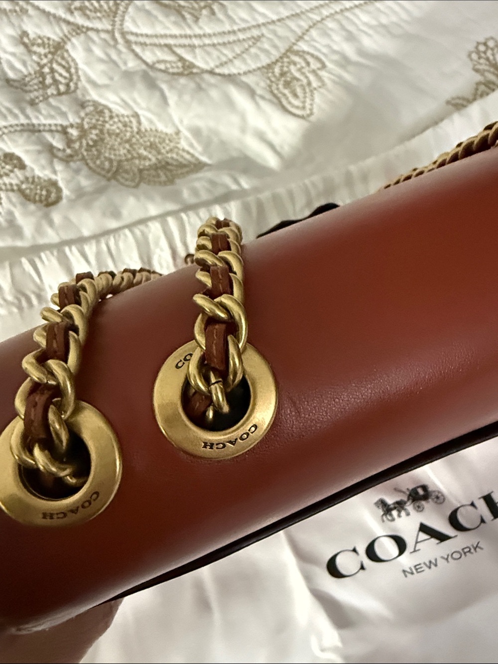 NWT Coach Shoulder Bag in Deep brown with Gold Hardware - Picture 6 of 11
